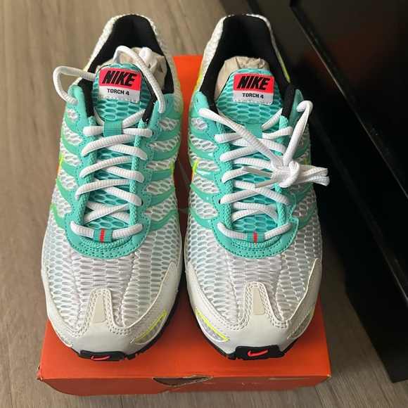 Nike Women’s Sneakers - White, Red, and Yellow - Picture 6 of 6